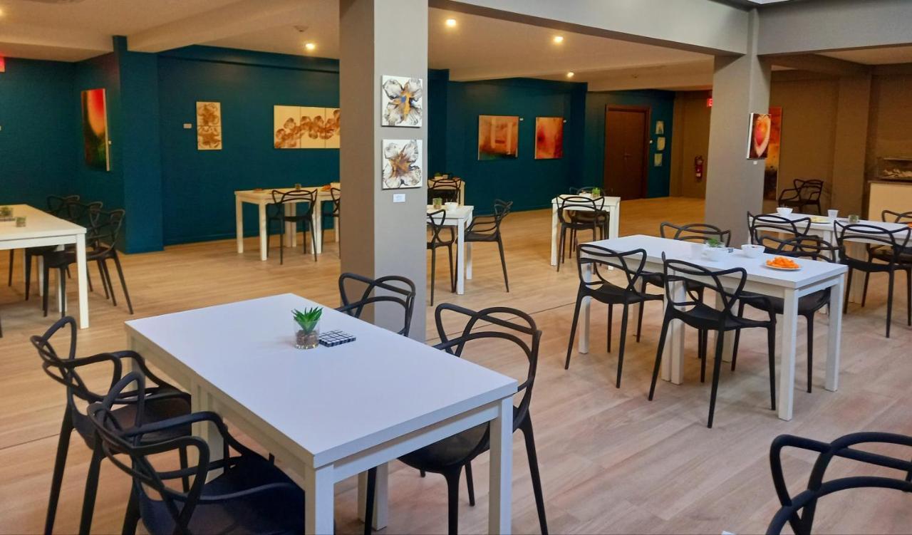 Adonis Cupecoy Hotel Simpson Bay Kültér fotó